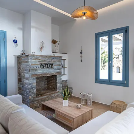 Apaggio Luxury Villa