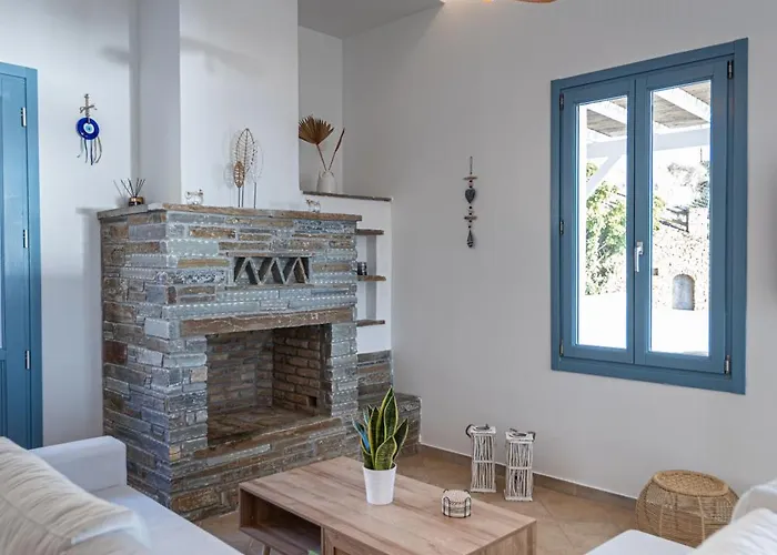 Apaggio Luxury Villa