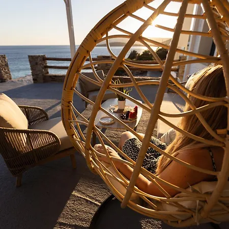 Apaggio Luxury Villa *